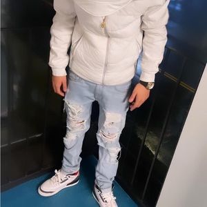 Meet your Posher, Pelucaa